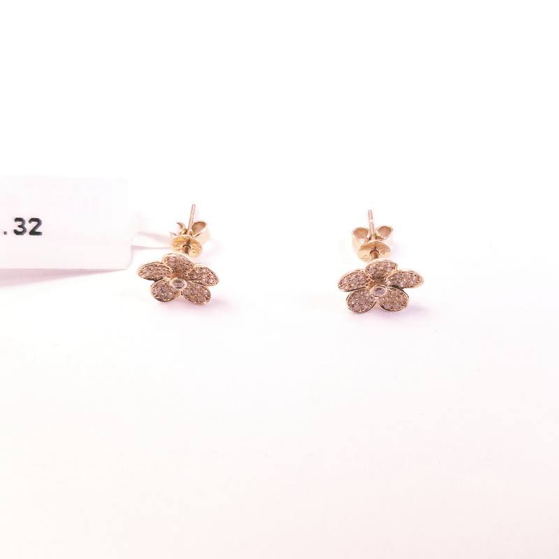 14K Yellow Gold 5 Petal Diamond Flower Stud Earrings