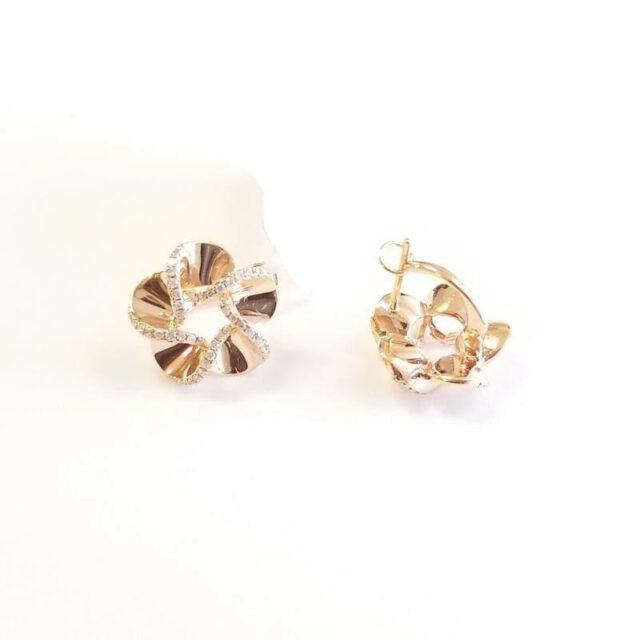 18K Rose Gold Pinwheel Flower Earrings With Diamonds