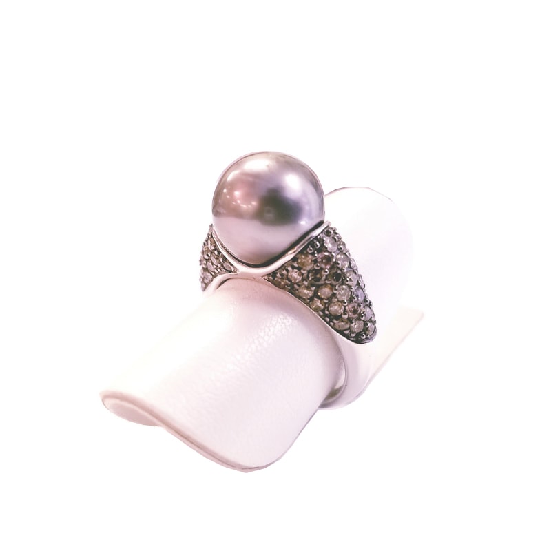 18K White Gold Diamond Cocktail Ring with Large Grey South Sea Pearl