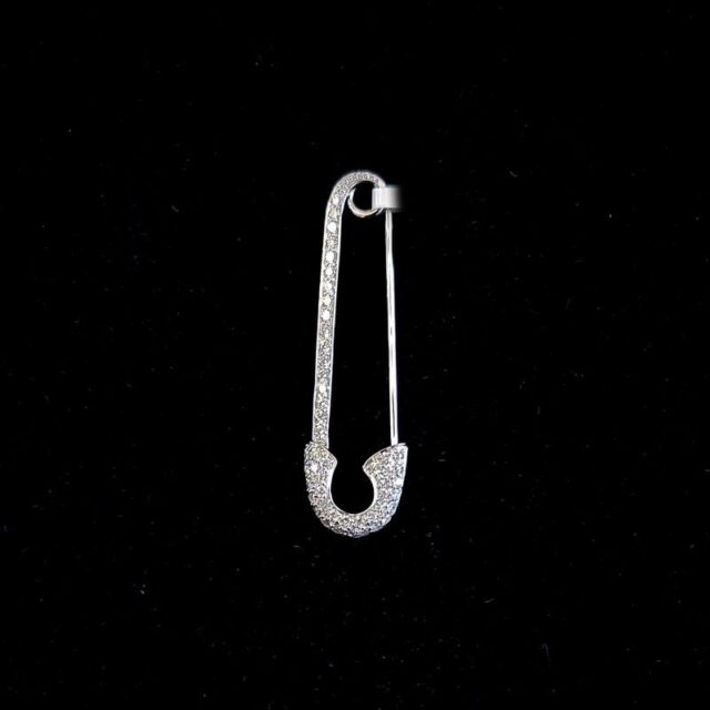 18K White Gold Diamond Safety Pin Brooch