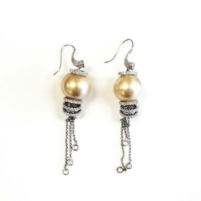 18K White Gold Jellyfish Pearl Earrings With Diamond