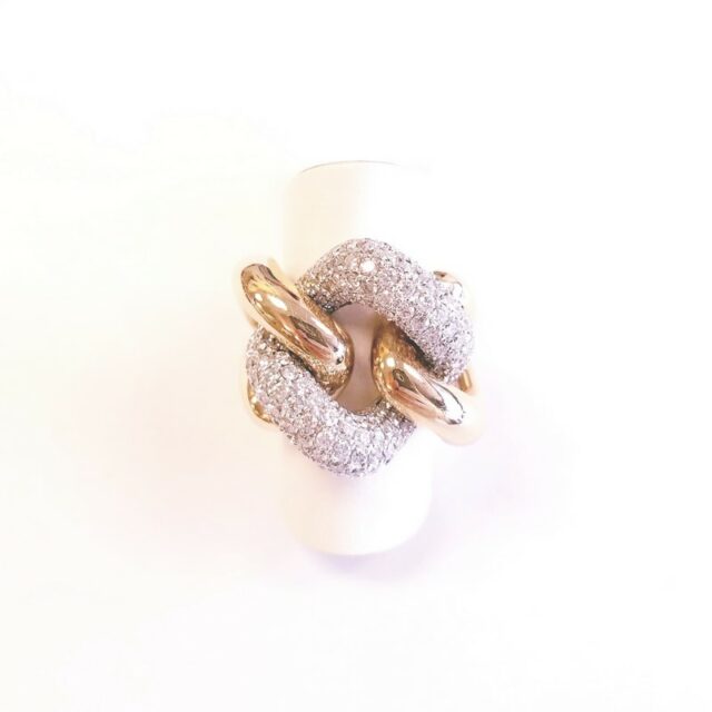 18K Yellow Gold Large Pave Chain Ring with Diamonds