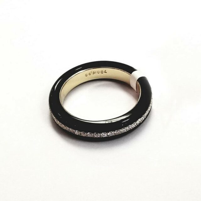 18K Yellow Gold Black Onyx Ring with Pave Diamonds