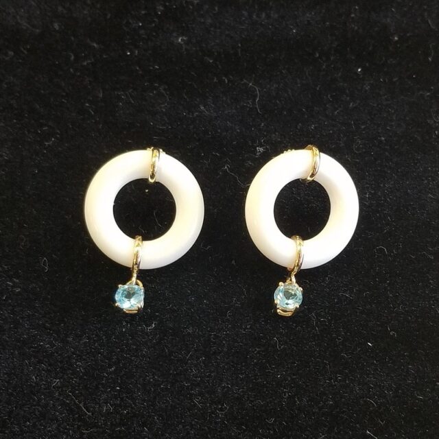 Bondeye Jewelry 14K Yellow Gold White Onyx Circular Earrings With Blue Topaz