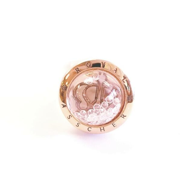 Royal Asscher Stars of Africa Collection 18K Rose Gold White Ceramics Crystal Globe Ring with Genuine Diamonds