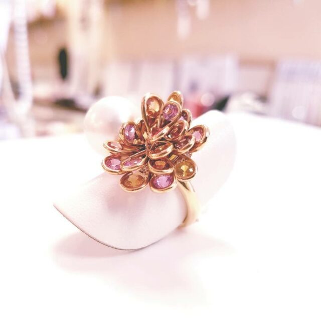 Utopia Jewels 18K Yellow Gold Large Cocktail Ring with Genuine Diamonds, Pink Sapphires and Large Round South Sea Pearl